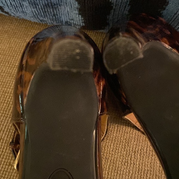 Sofft Almond Toe Suede Patent Heel - Picture 12 of 13